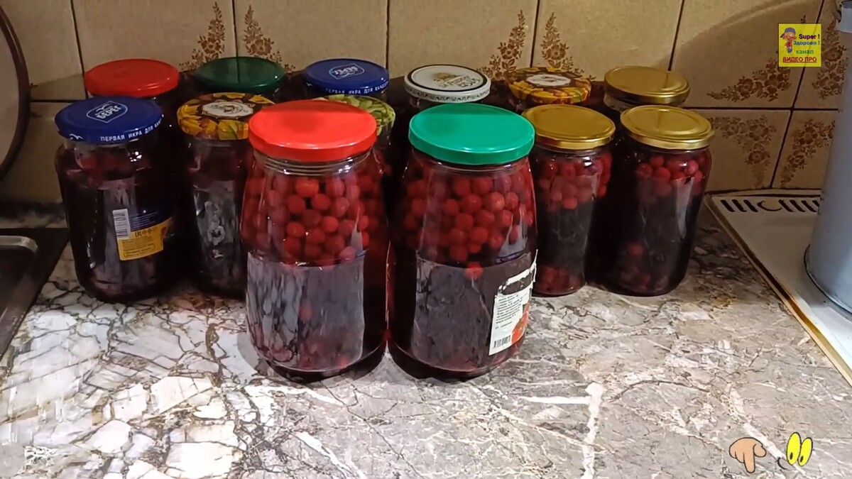 Вкуснейший компот из вишни.