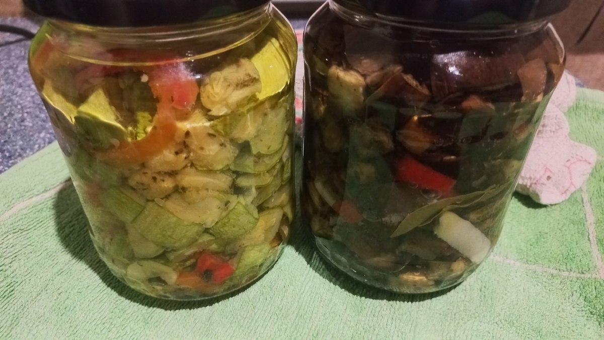 Фото автора. Красивые красные вкрапления это острый перец