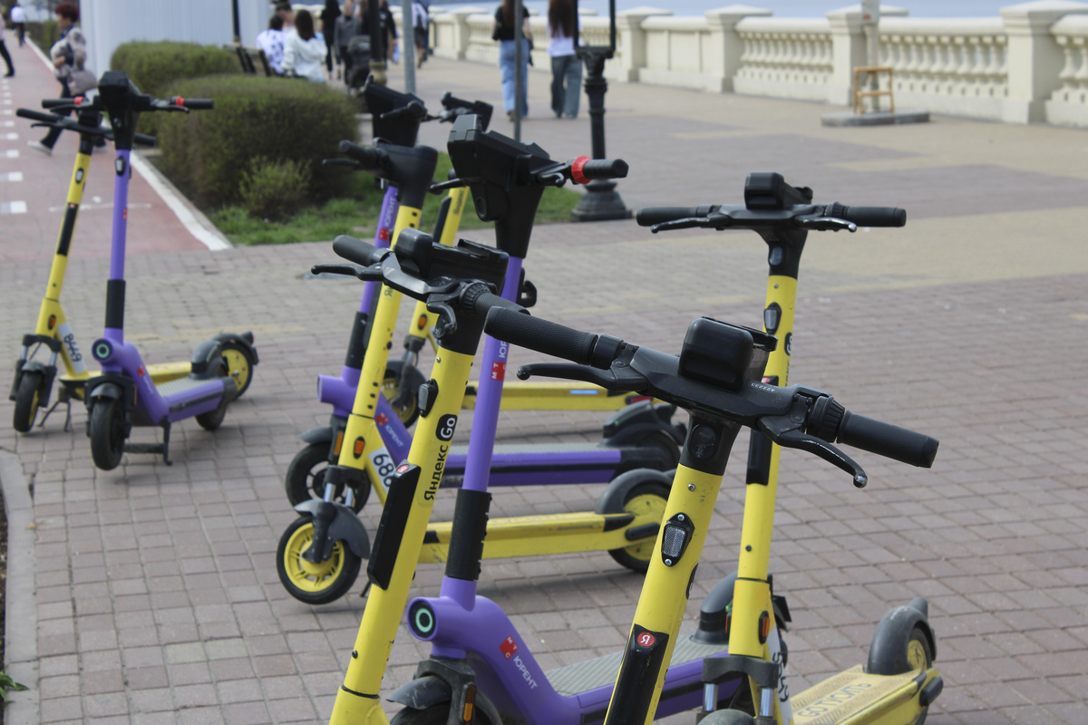 У курьеров было изъято 1234 средства индивидуальной мобильности.  Фото: Фото: ФедералПресс / Ксения Кобалия