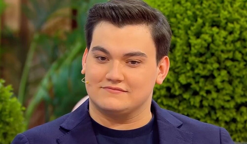    Александр Круг нашёл невесту на ток-шоу. Фото: Кадр из видео