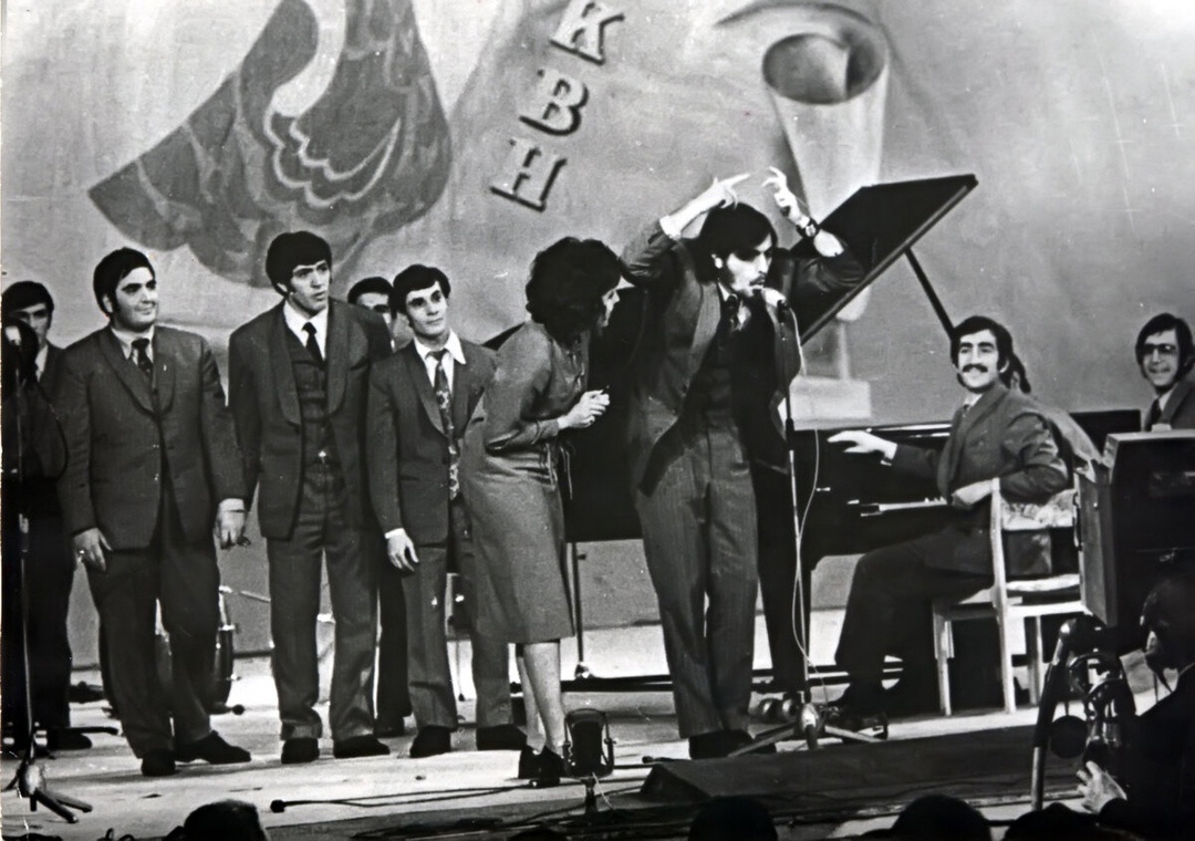 Клуб весёлых и находчивых