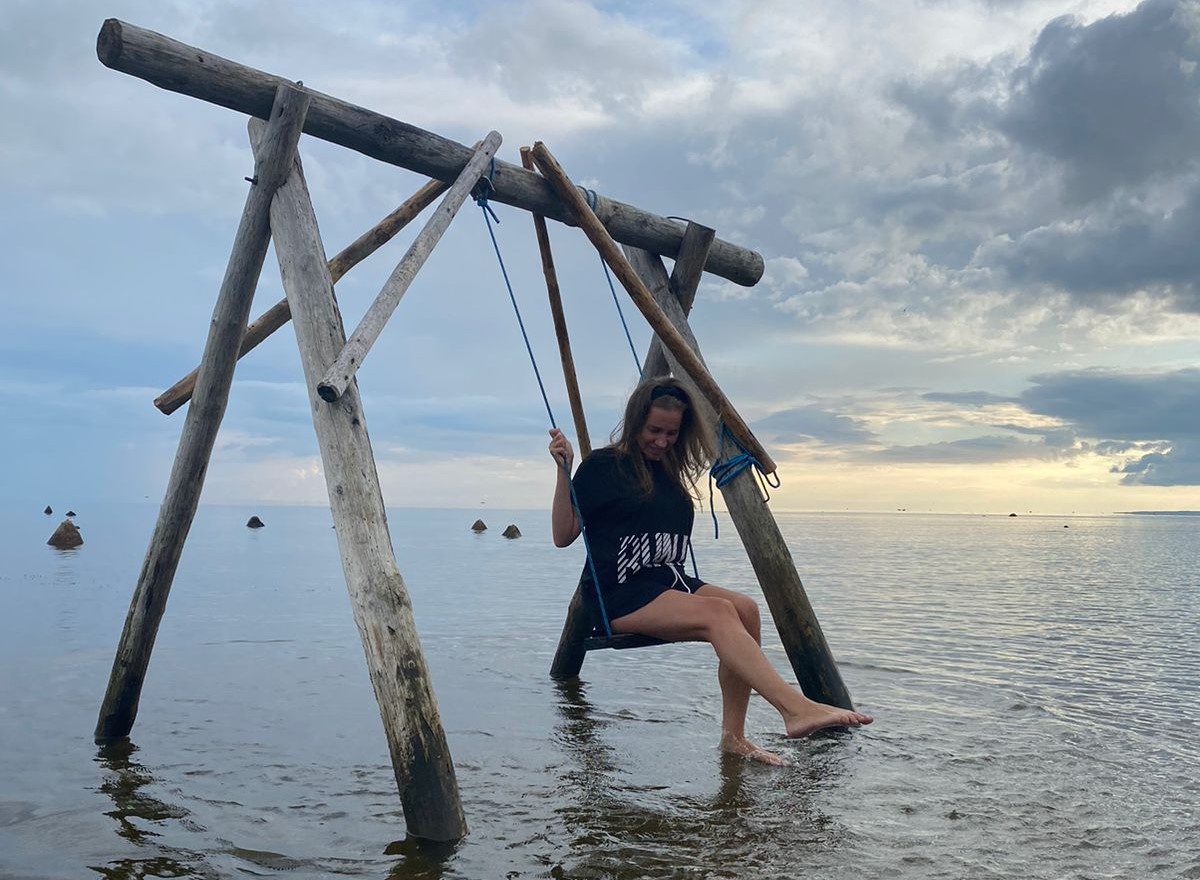 На фото автор Дзен-канала, Ирина Князева, карьерный консультант №1 по мнению ведущего отраслевого сервиса HRTIME