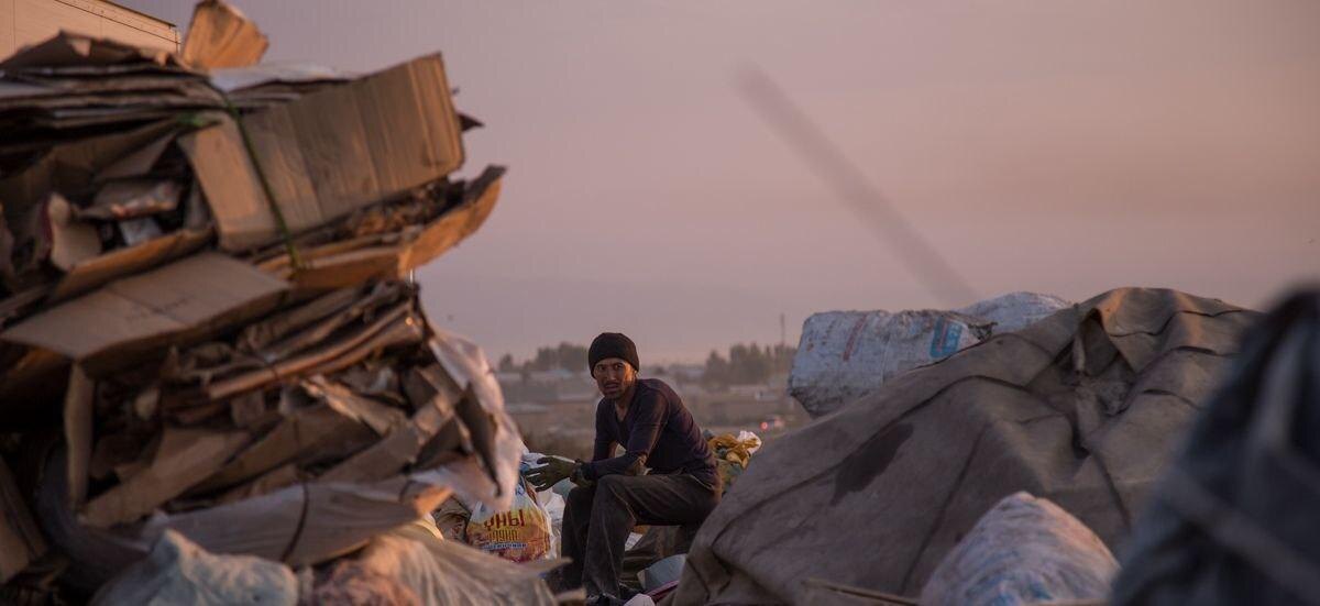 Истоник изображения: https://livingasia.online/2016/09/28/13_ecofilms/ 