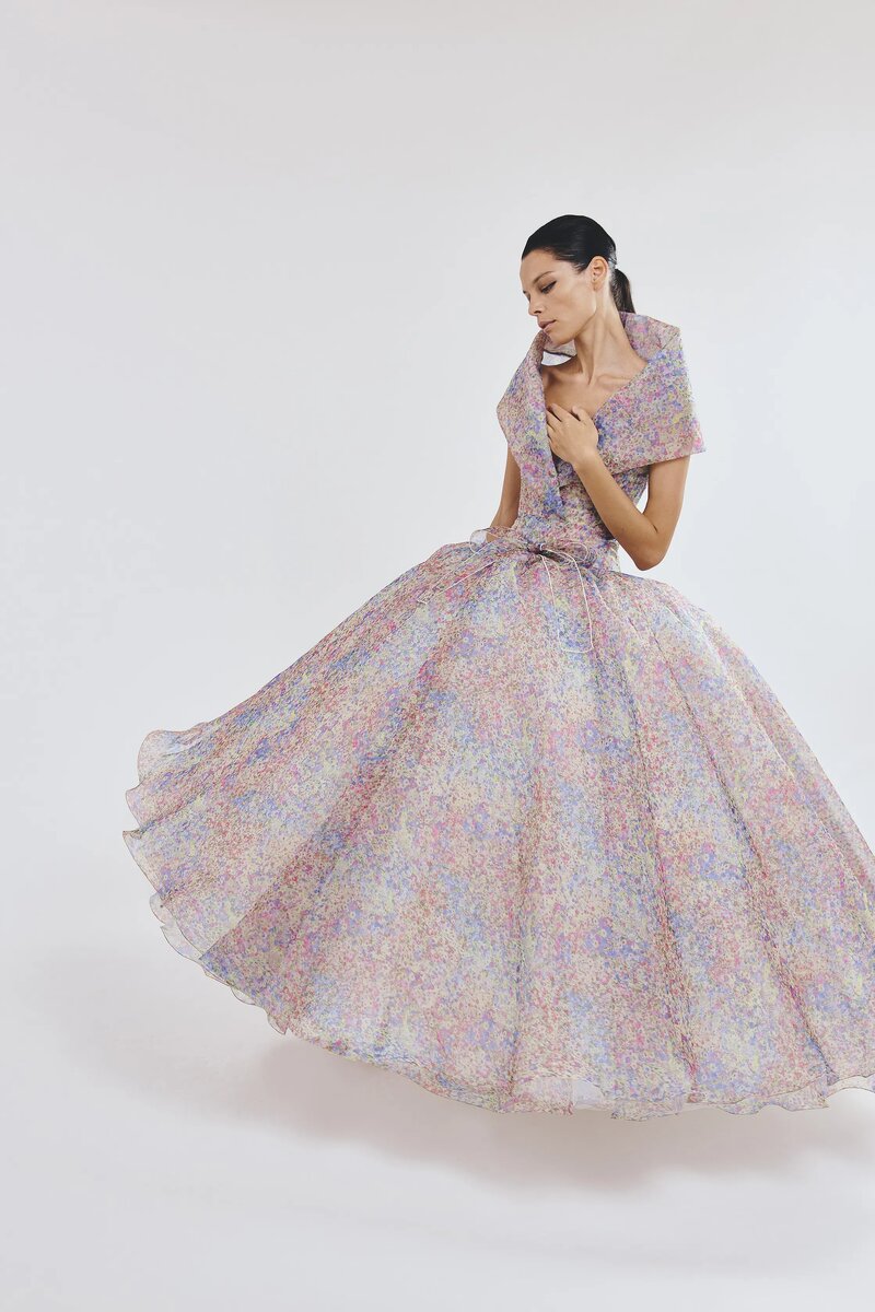 Giambattista Valli Fall 2025 Couture