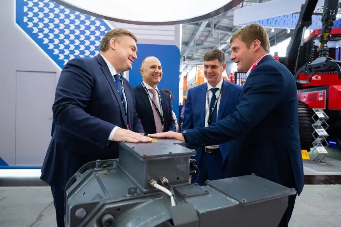 В промышленности сейчас сосредоточен наибольший экспортный потенциал региона // Фото: соцсети Игоря Буракова