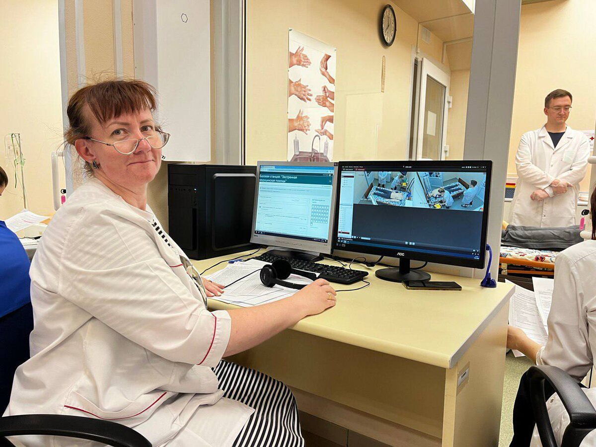    Лучший кардиолог Югры принимает экзамены у выпускников Медицинского института СурГУ