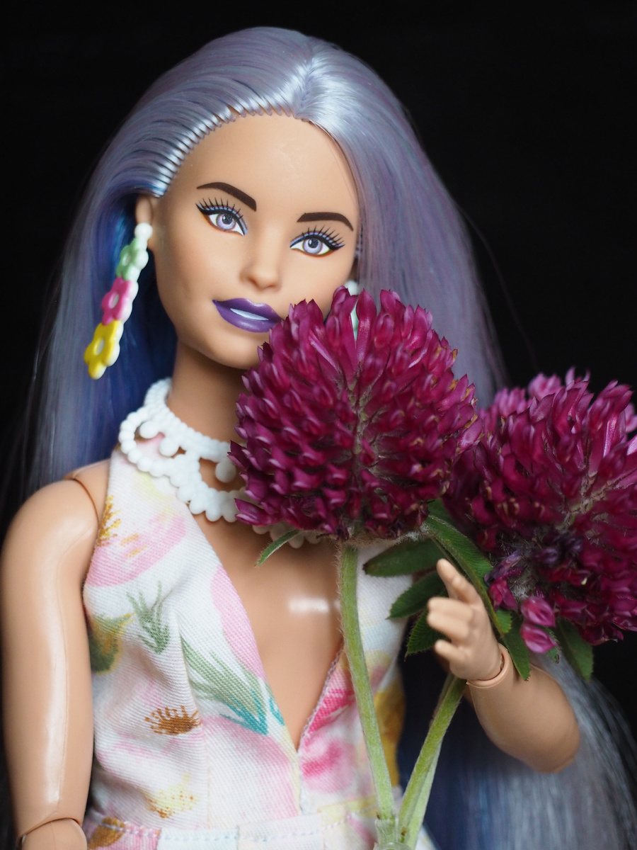 Barbie Extra #20.