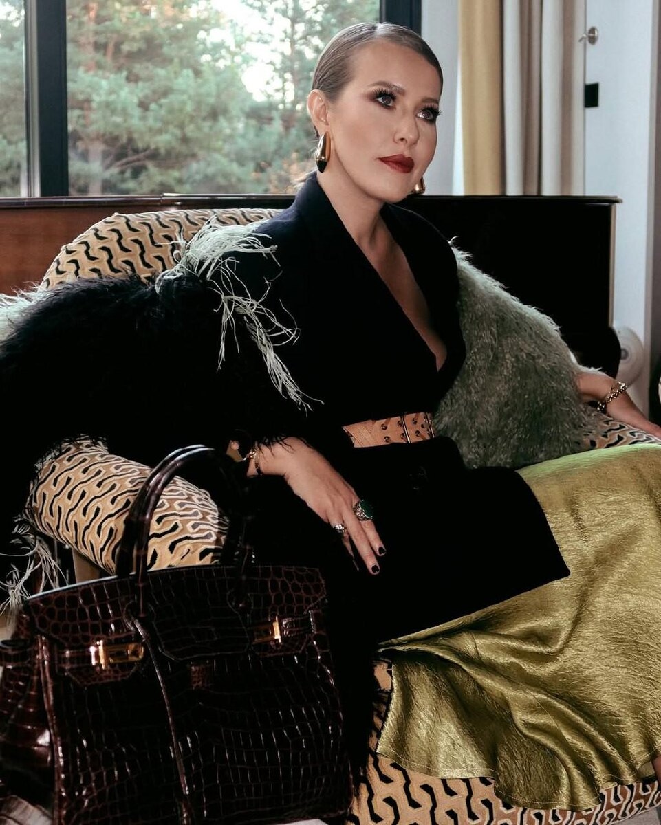    Ксения Собчак (@xenia_sobchak)
