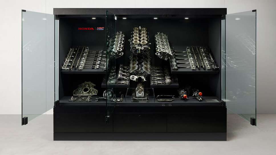 Мотор Honda RA100E объемом 3,5 литра 1990 года с машины Айртона Сенны.📷Фото: Bonhams