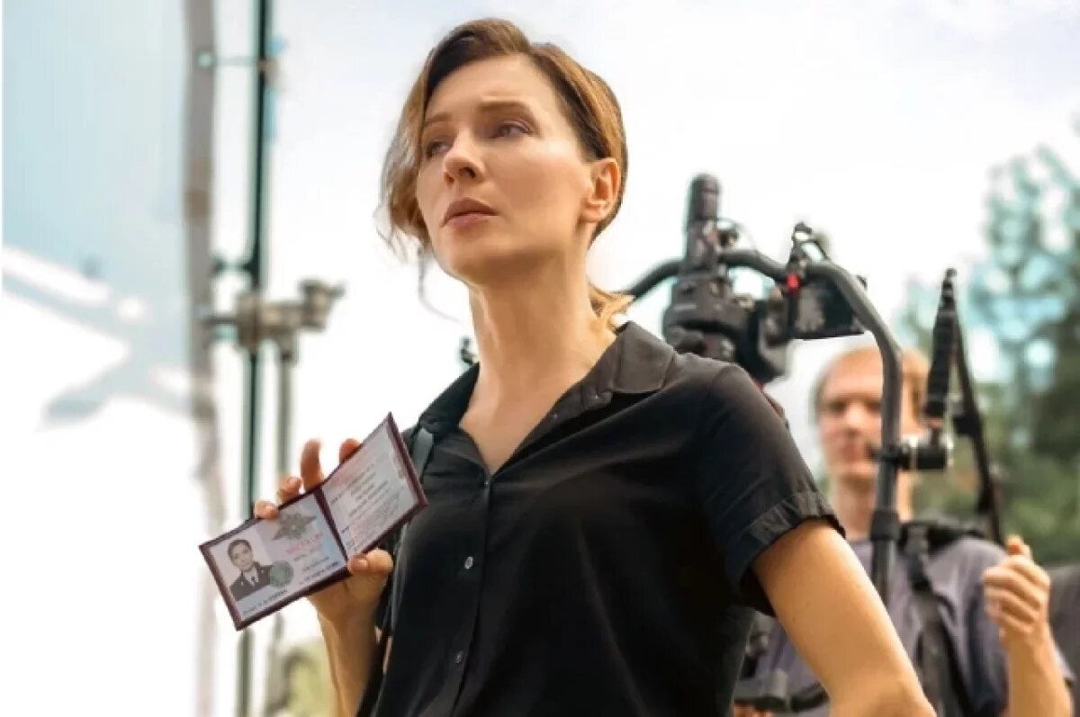    Стало известно, в каком сериале снимается в Твери Елена Подкаминская