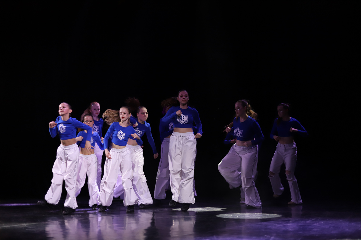 Наши ученицы всегда в творческом процессе, мы невероятно гордимся успехами наших учеников в познании истории танца от классики до современности.