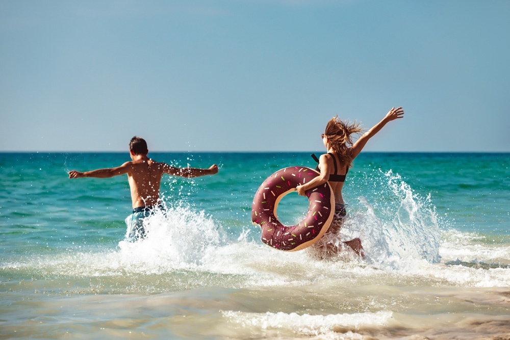    Население готово платить за комфорт, но природные условия региона накладывают серьезные ограничения на развитие пляжной индустрии. / iStock