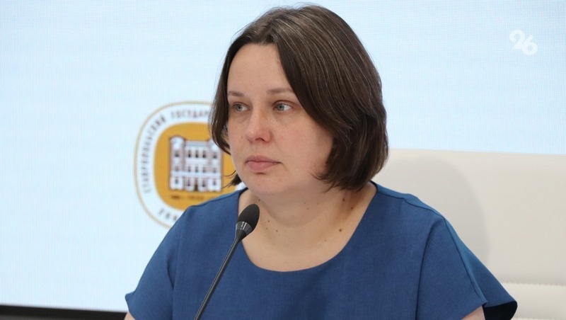     Руководитель реставрационных работ Анастасия Макарова Фото: Дмитрий Ахмадуллин / / ИА «Победа26» /