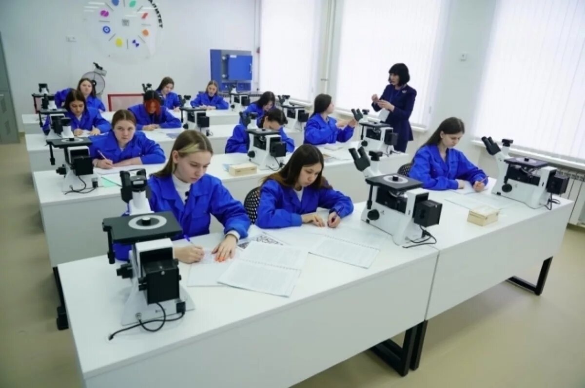    В колледжах Башкирии конкурс составил два человека на место