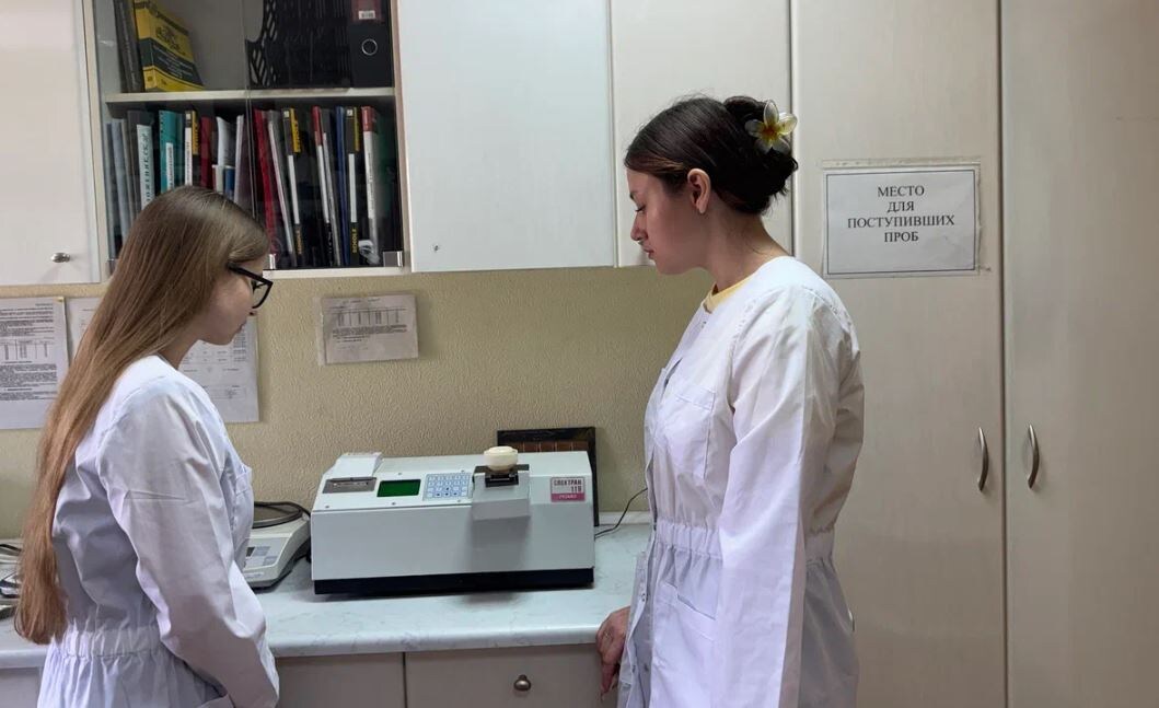    Ценный опыт приобрели студенты Донецкого государственного университета в филиале Россельхозцентра