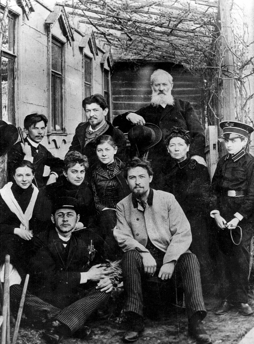 С семьей и друзьями в Москве / Keystone / Getty Images