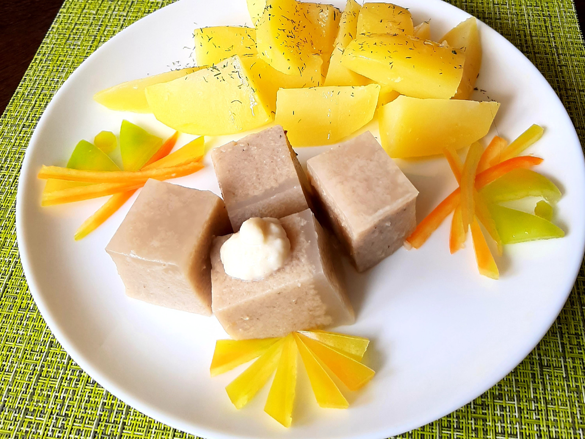 Холодец из куриных голеней без желатина