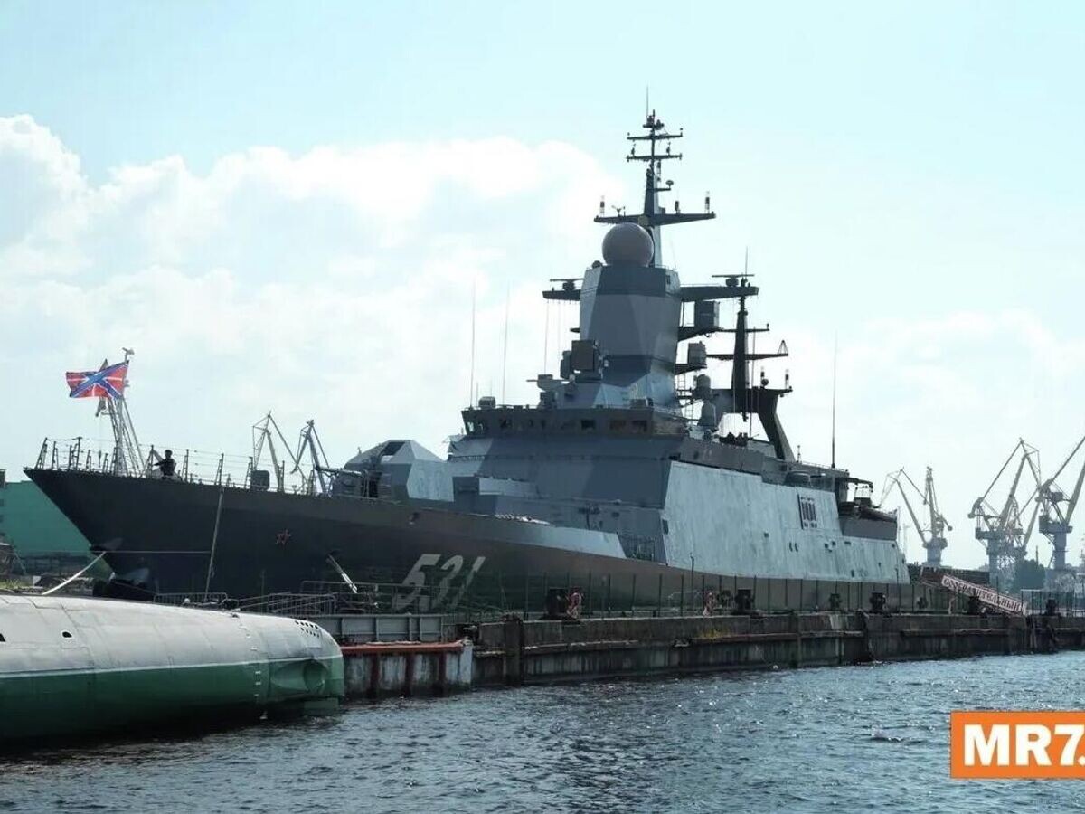    Фрегат ВМС Индии "Тамал" в Санкт-Петербурге© Фото : MR7