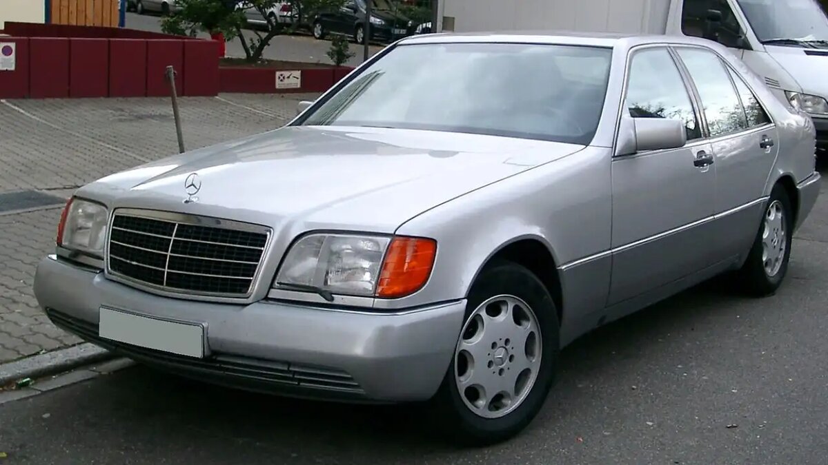    Подержанный автомобиль.