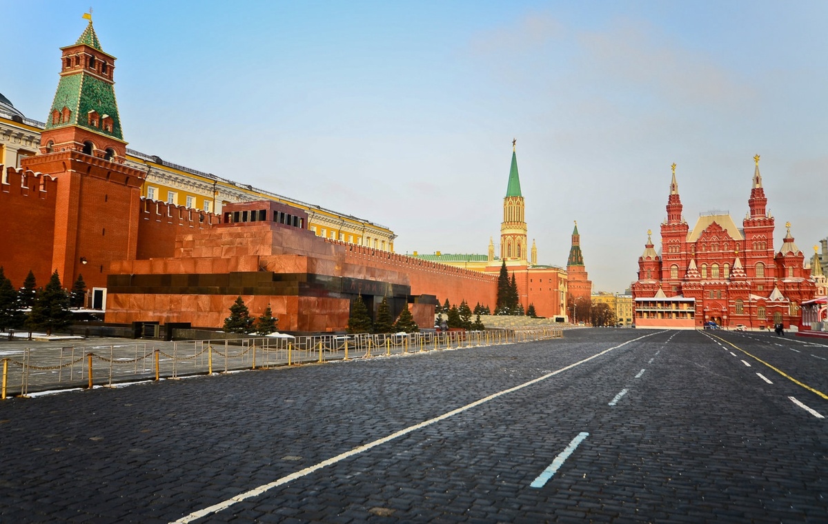 Московский Кремль — сердце столицы и страны Источник фото: www.shutterstock.com