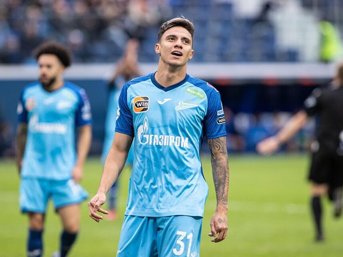    Игрок ФК "Зенит" Густаво Мантуан© Фото : Пресс-служба ФК "Зенит"