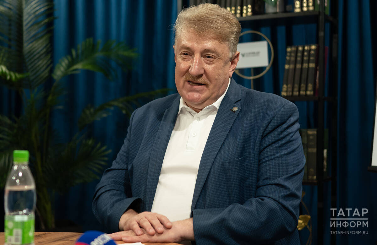 Андрей Кондратьев: «На выборах Раиса РТ у нас очень хорошие кандидаты. И они опираются прежде всего на свои политические партии. Не просто собрать такое количество подписей в поддержку, но думаю, что у них получится»Фото: © Салават Камалетдинов / «Татар-информ»