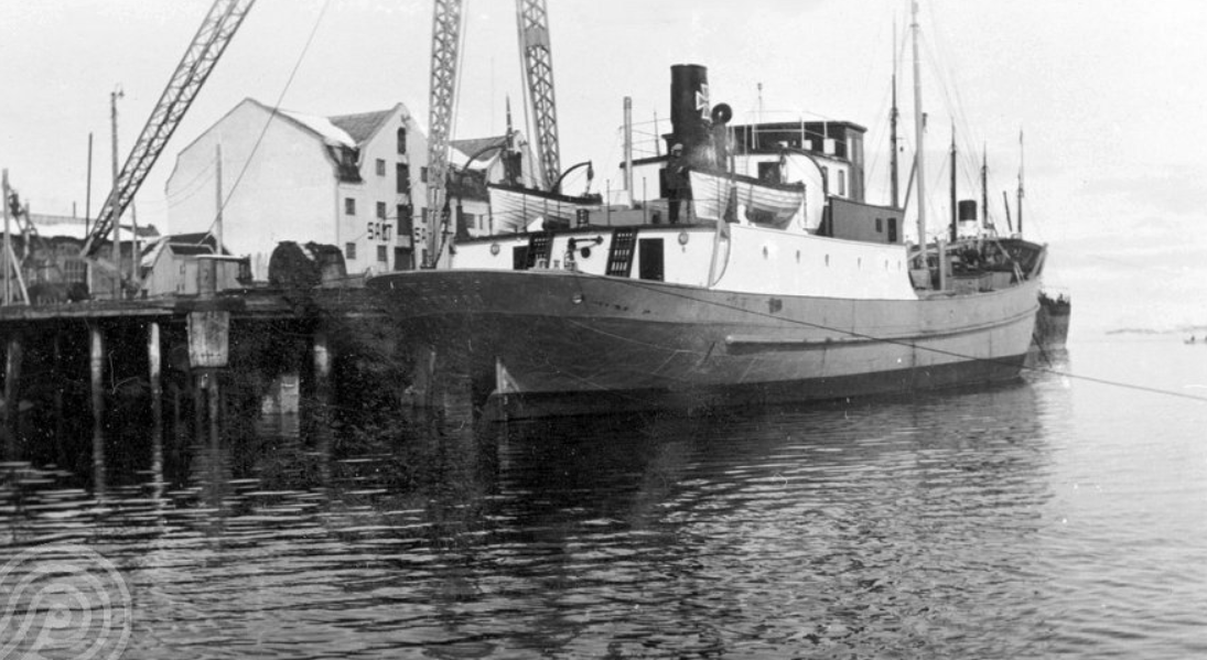 Норвежский танкер "Веско", потопленный "Силайон"