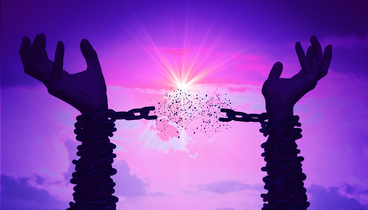 «Система хочет поселиться у тебя в голове, чтобы ты сам чувствовал вину за желание разбогатеть»