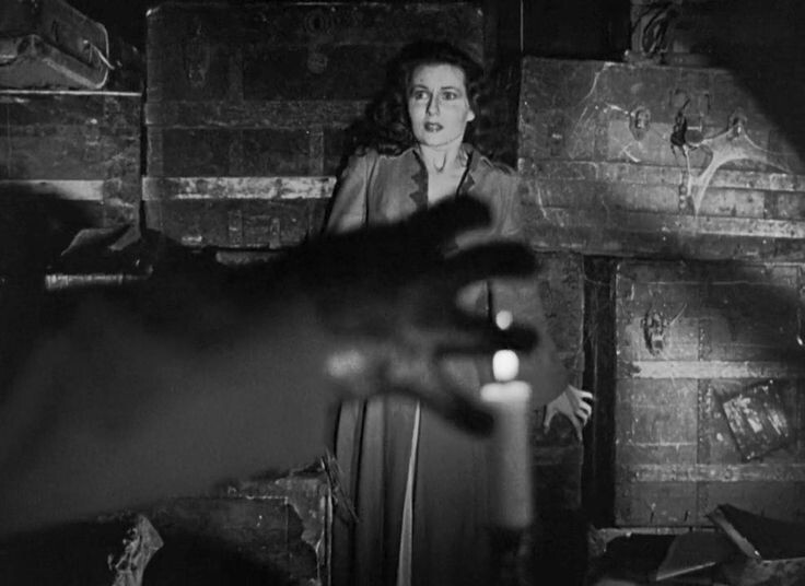 Кадр из фильма «Винтовая лестница» (1946)