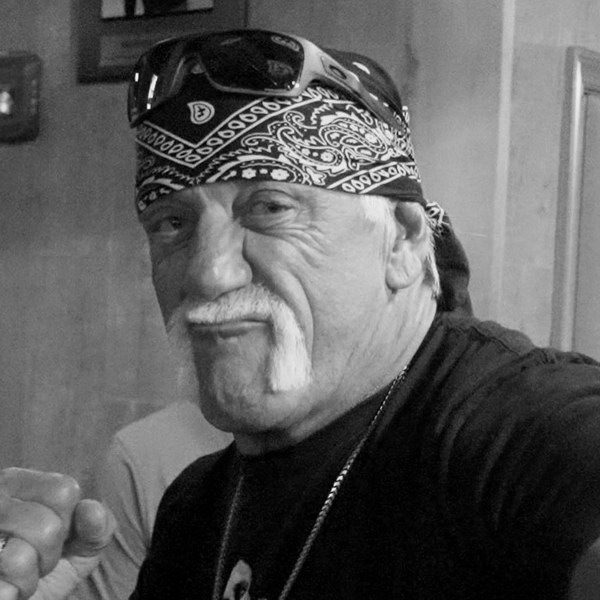     Умер актер и рестлер Халк Хоган