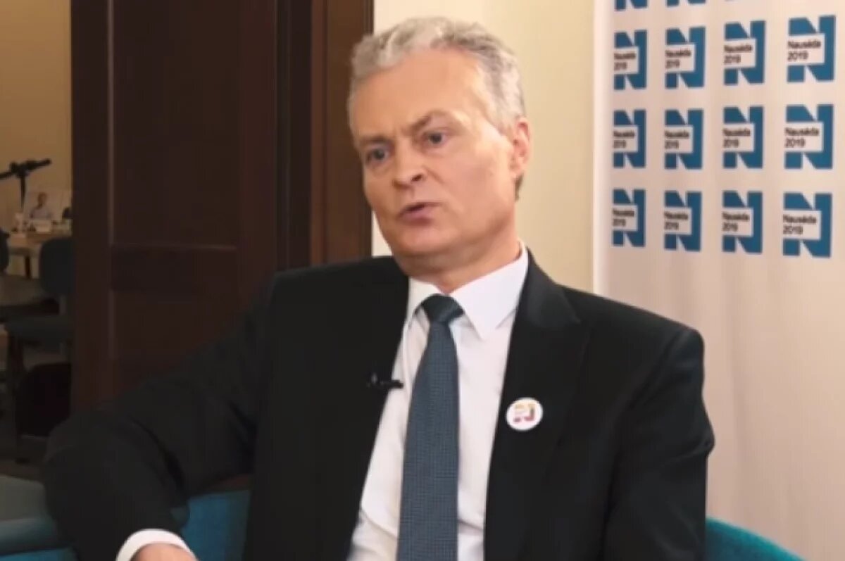    Лидер Литвы Науседа потребовал от Палуцкаса объясниться или уволиться