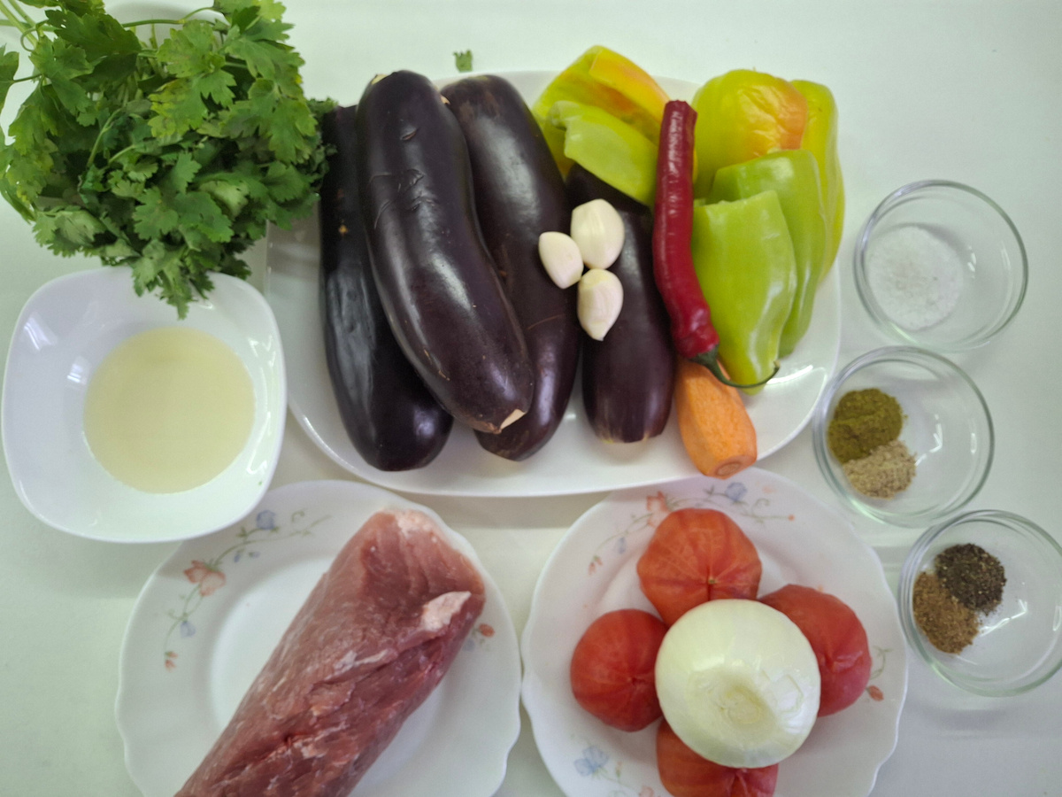 на фото нет томатной пасты и сахара!!!