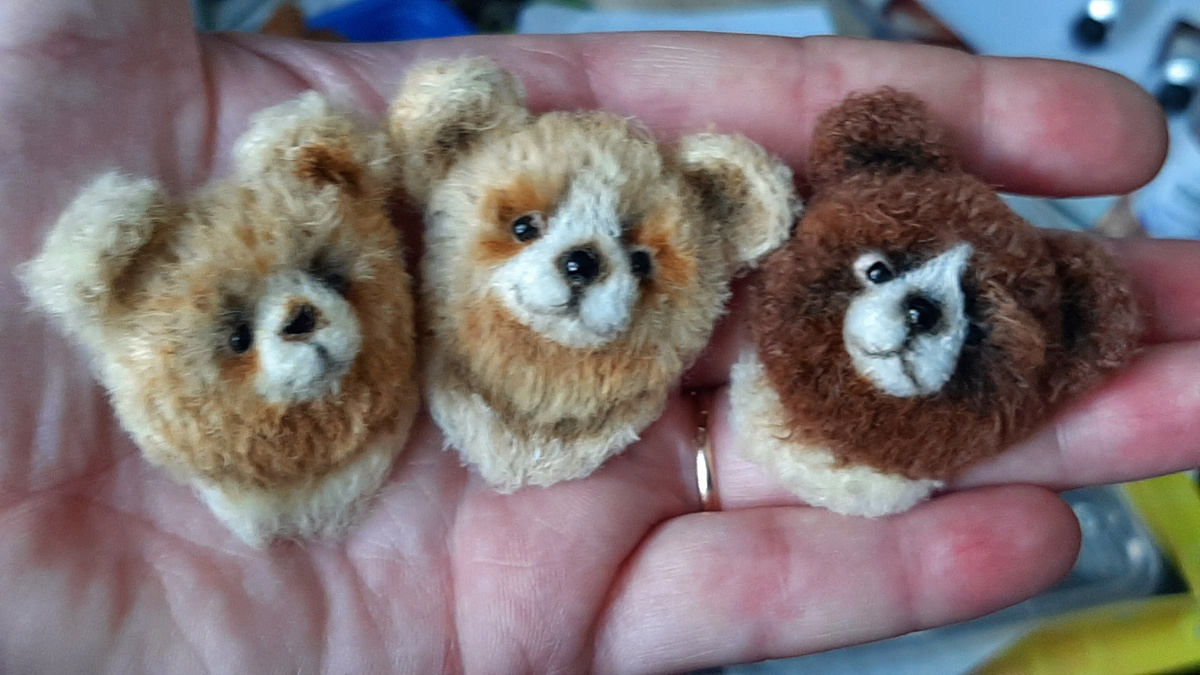 Милые мишки-брошки