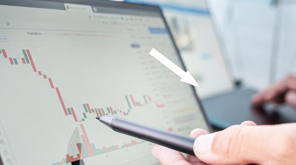    Как мошенники зарабатывают миллионы на фальшивых биржах и манипулируют ценами акций