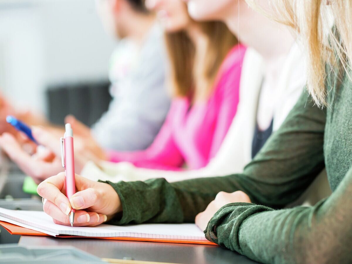    Студенты© Fotolia / Kzenon