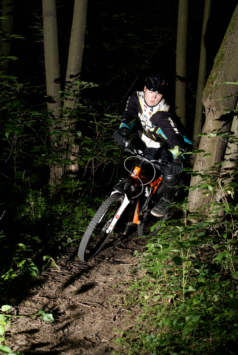 Автор в 2004 году, катаемся на горном велосипеде