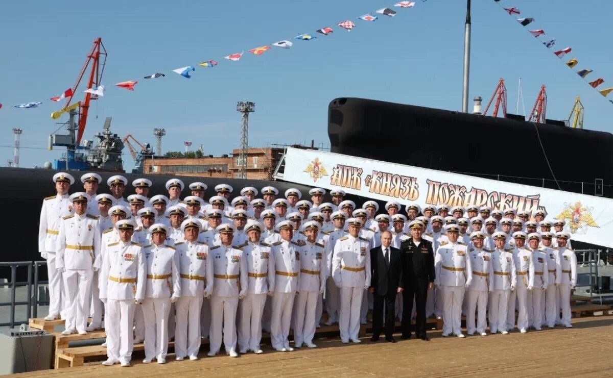    В состав флота «Князь Пожарский» был принят еще 30 июня.