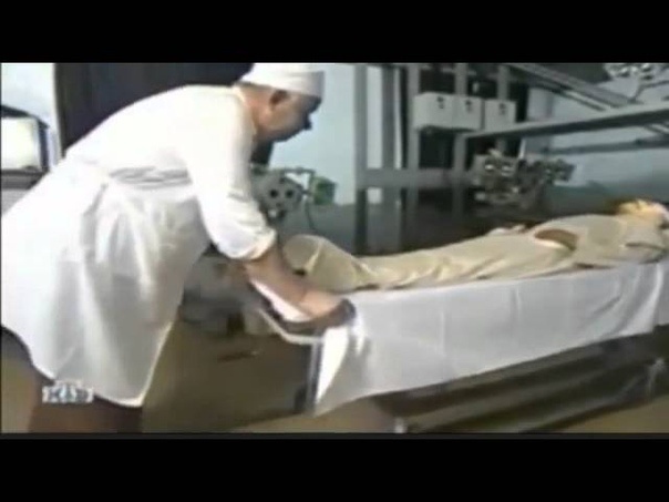 Мавзолей  Фрагмент Док. фильм Павла Лобкова. Уход за телом