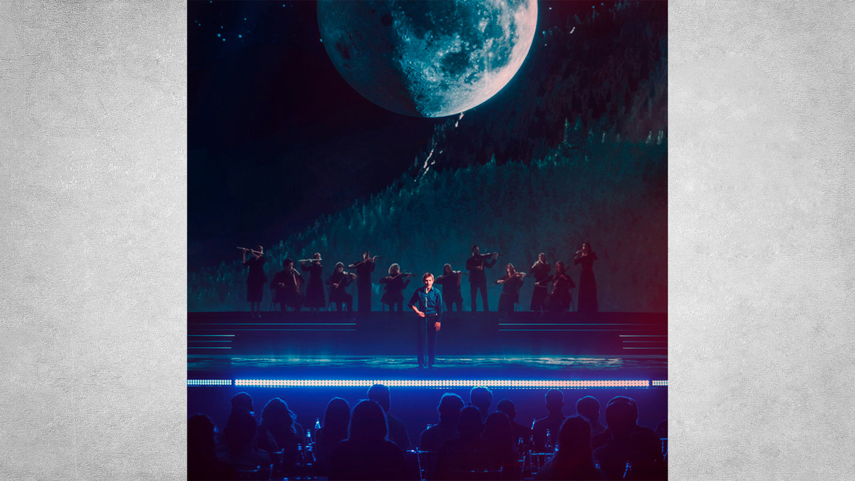 Цифровой образ Владимира Высоцкого в шоу «Владимир Высоцкий. Высота». Источник: https://clck.ru/3NHX9Q