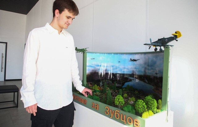 В Тверской области школьник создал инсталляцию о сражении за родной город