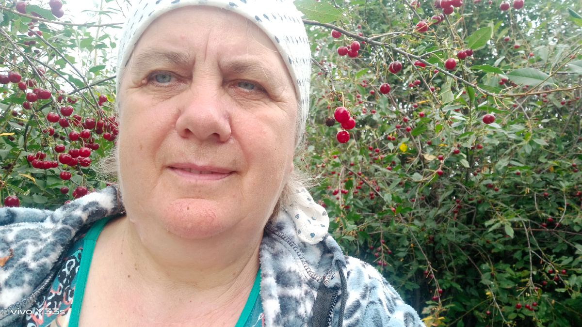 Это я у мамочки.