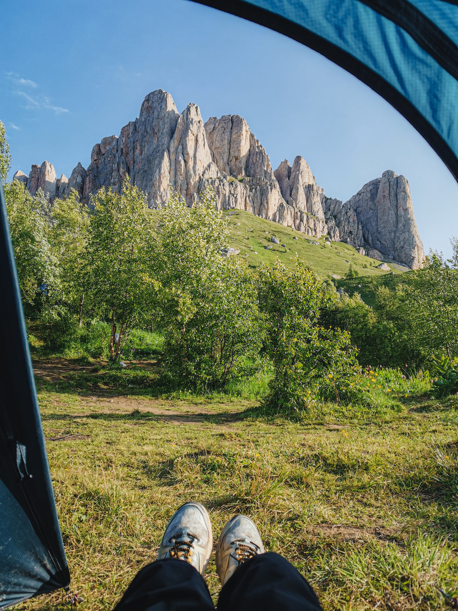 Палаточный городок у Тхачского перевала