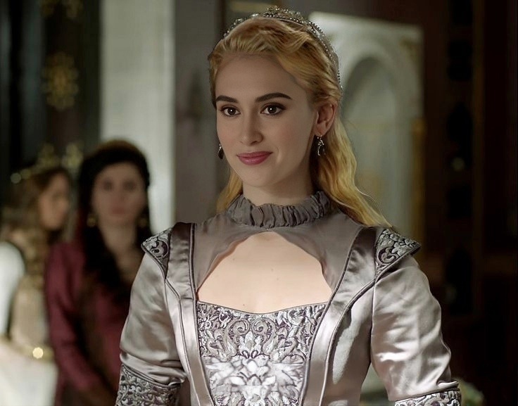 - Отныне моё имя Айлин, госпожа. 