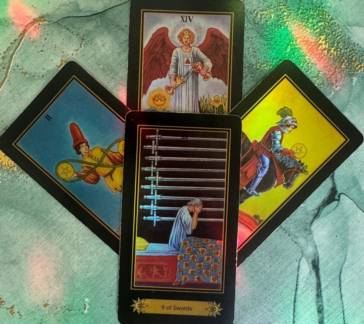 Фото общего расклада Анализ ситуации в Ваших отношениях. Интепритация по картам таро Манара.