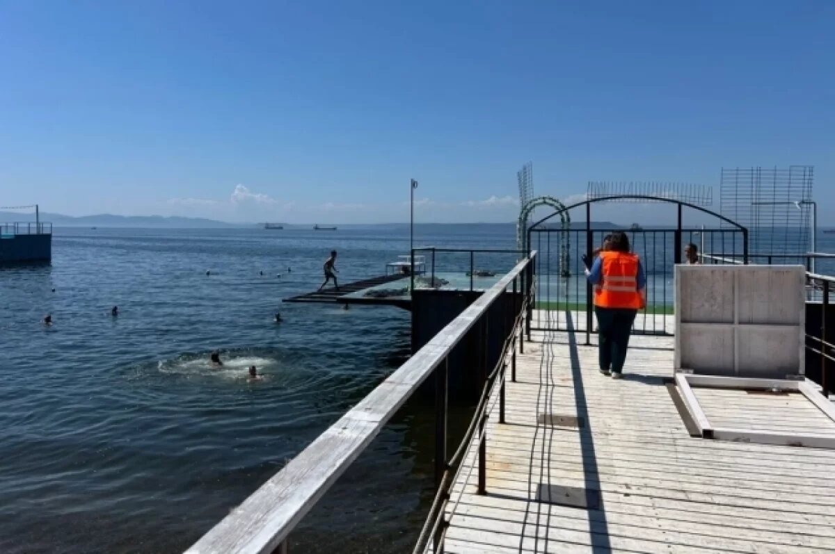    Во Владивостоке штрафуют родителей за безнадзорных детей на пляже