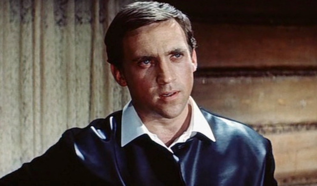    "Владимир Высоцкий в молодости. Фото: кадр из фильма «Хозяин тайги»"