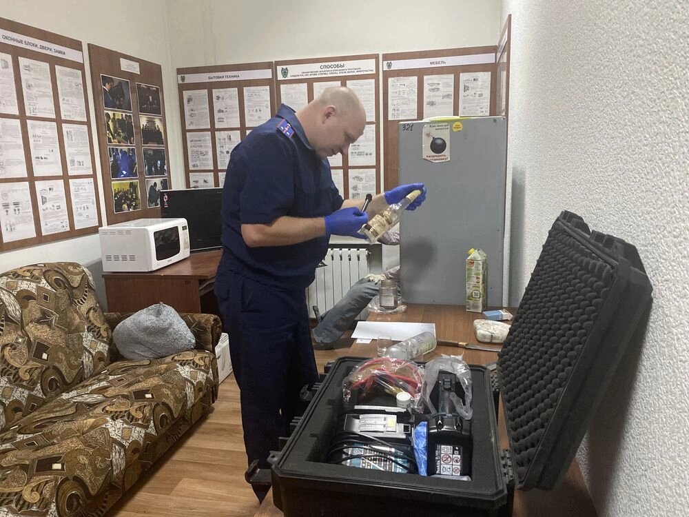    Современные технологии в экспертной деятельности позволяют получить больше информации о преступлении. Фото: СУ СК по Алтайскому краю