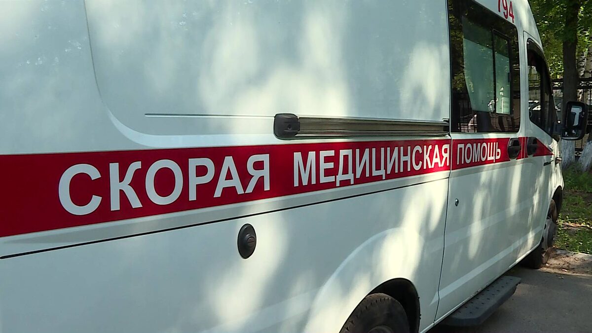    В башкирском Мелеузе ребенок выпал из окна третьего этажа