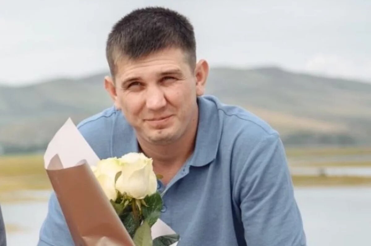    Николай был добрым, чутким и заботливым парнем.