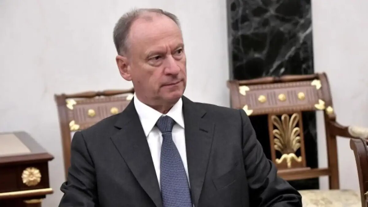    Помощник президента России Николай Патрушев.